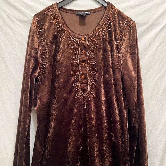 Women’s Brown Velvet Demi Large Long Sleeve Tunic w/ Embroidered Button Down Frt - Picture 1 of 7